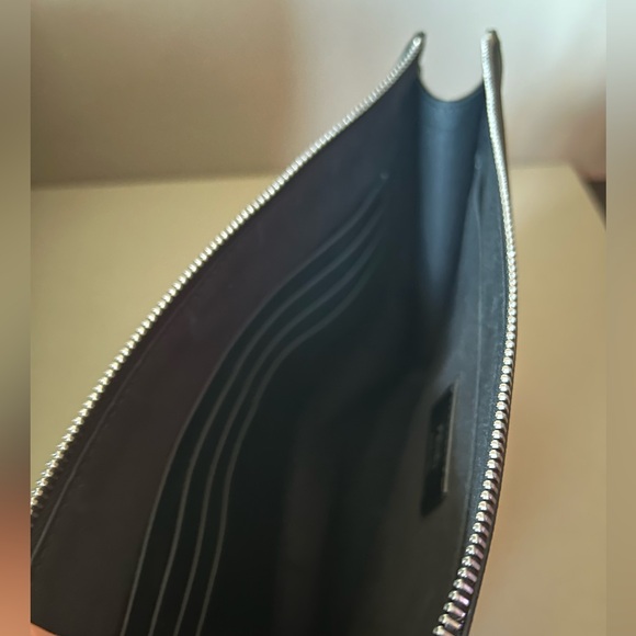 FENDI Leather Clutch Zip Pouch Black - Picture 11 of 13